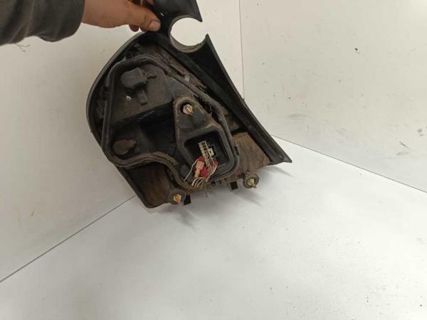 FEU ARR DROIT FIAT STILO 3 PORTES 2001-2007 - Vue 2